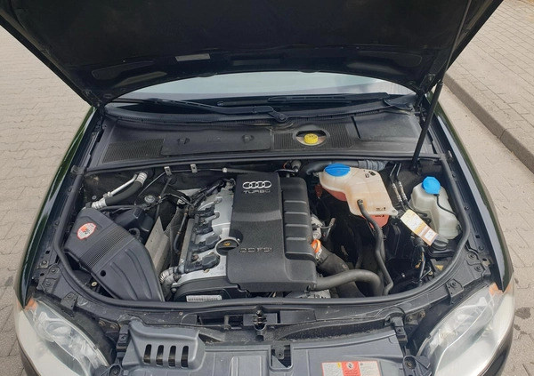 Audi A4 cena 17900 przebieg: 247000, rok produkcji 2005 z Świecie małe 301